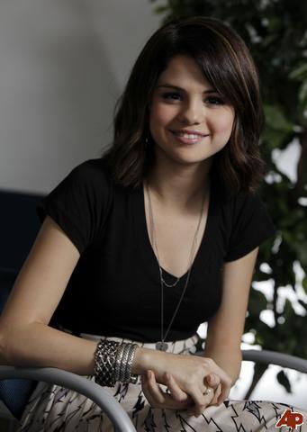Selena Gomez Adress on Selena Gomez    Msauthor S Blog
